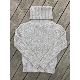 Sweater med rullekrave 